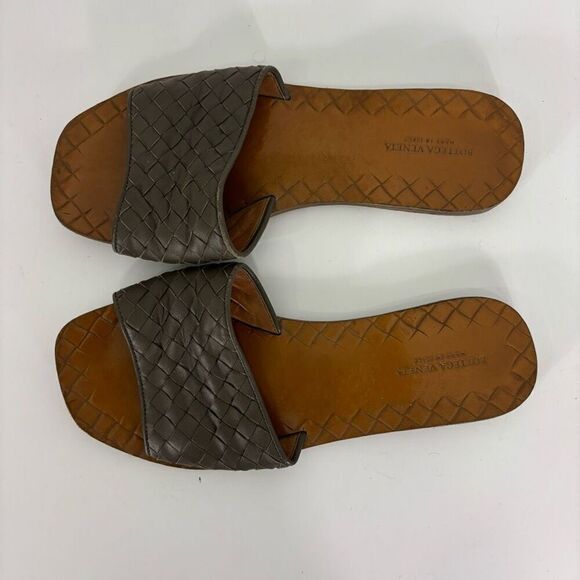 Bottega Veneta | Shoes | Bottega Veneta Brown Intrecciato  display picture 3